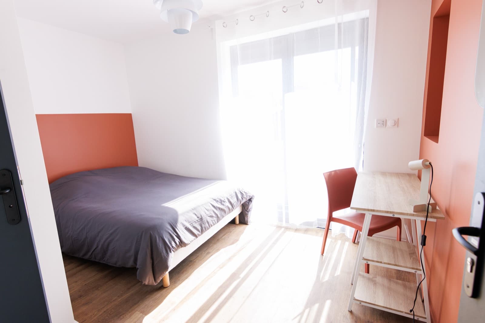 Chambre meublée en coliving à Lyon 8 — Coliving Thenard