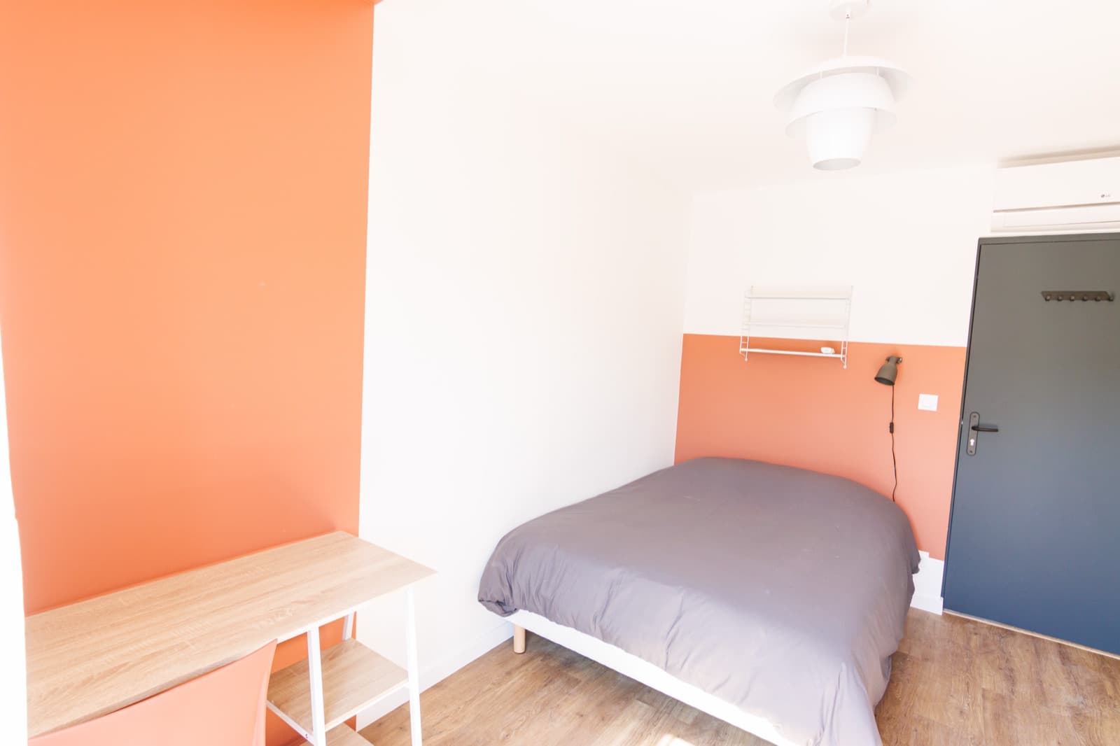 Chambre — Coliving Thenard — miniature photo 2