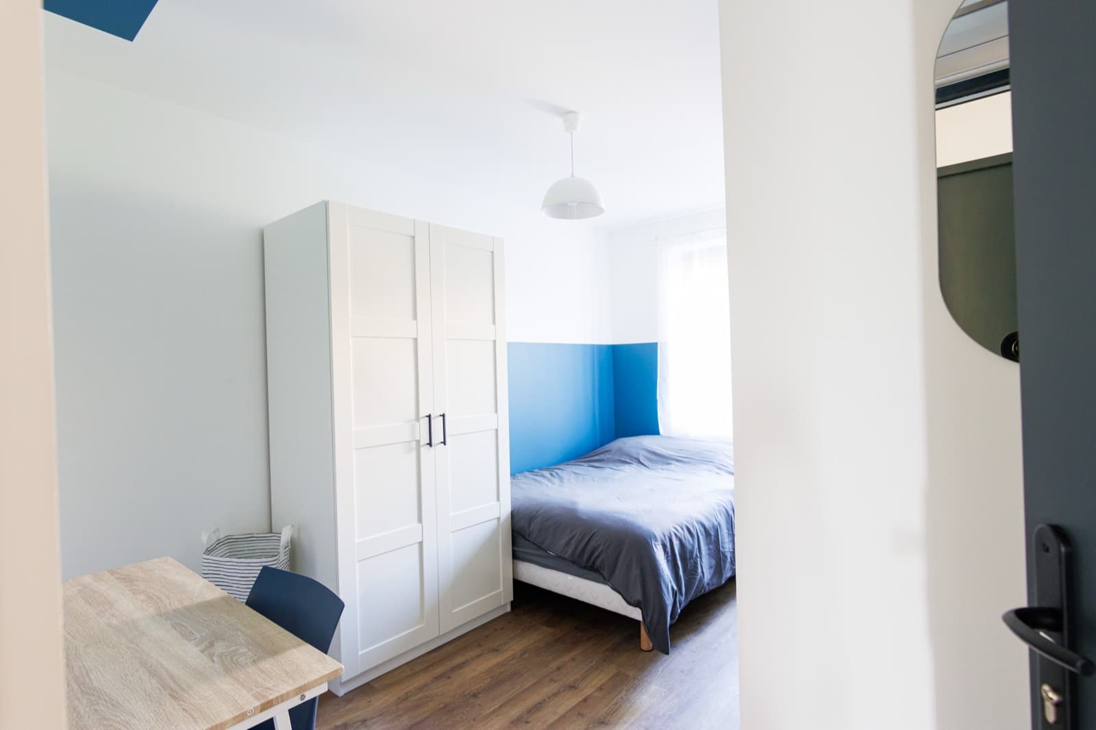 Chambre — Coliving Thenard — miniature photo 2