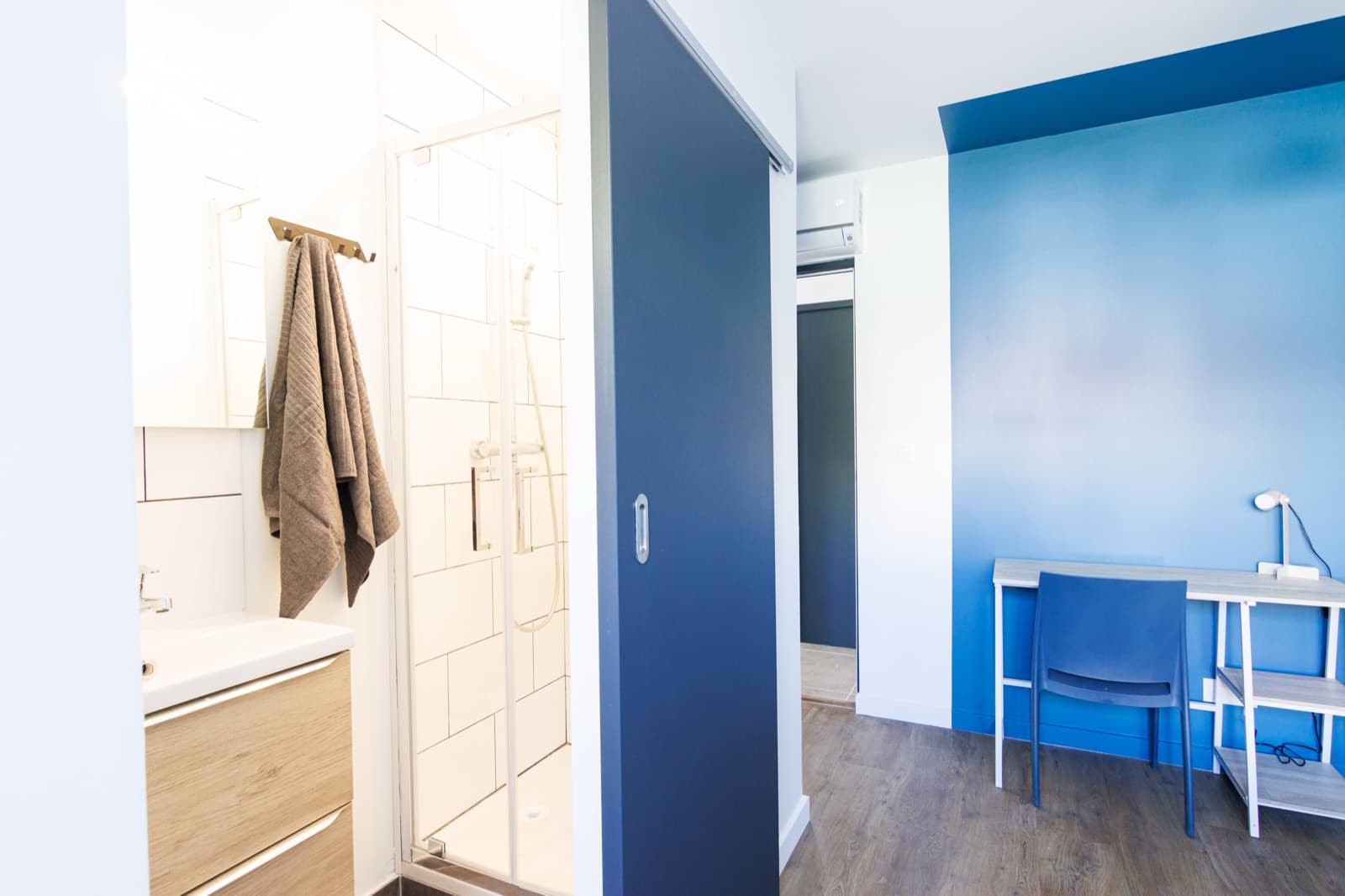 Chambre — Coliving Thenard — miniature photo 4