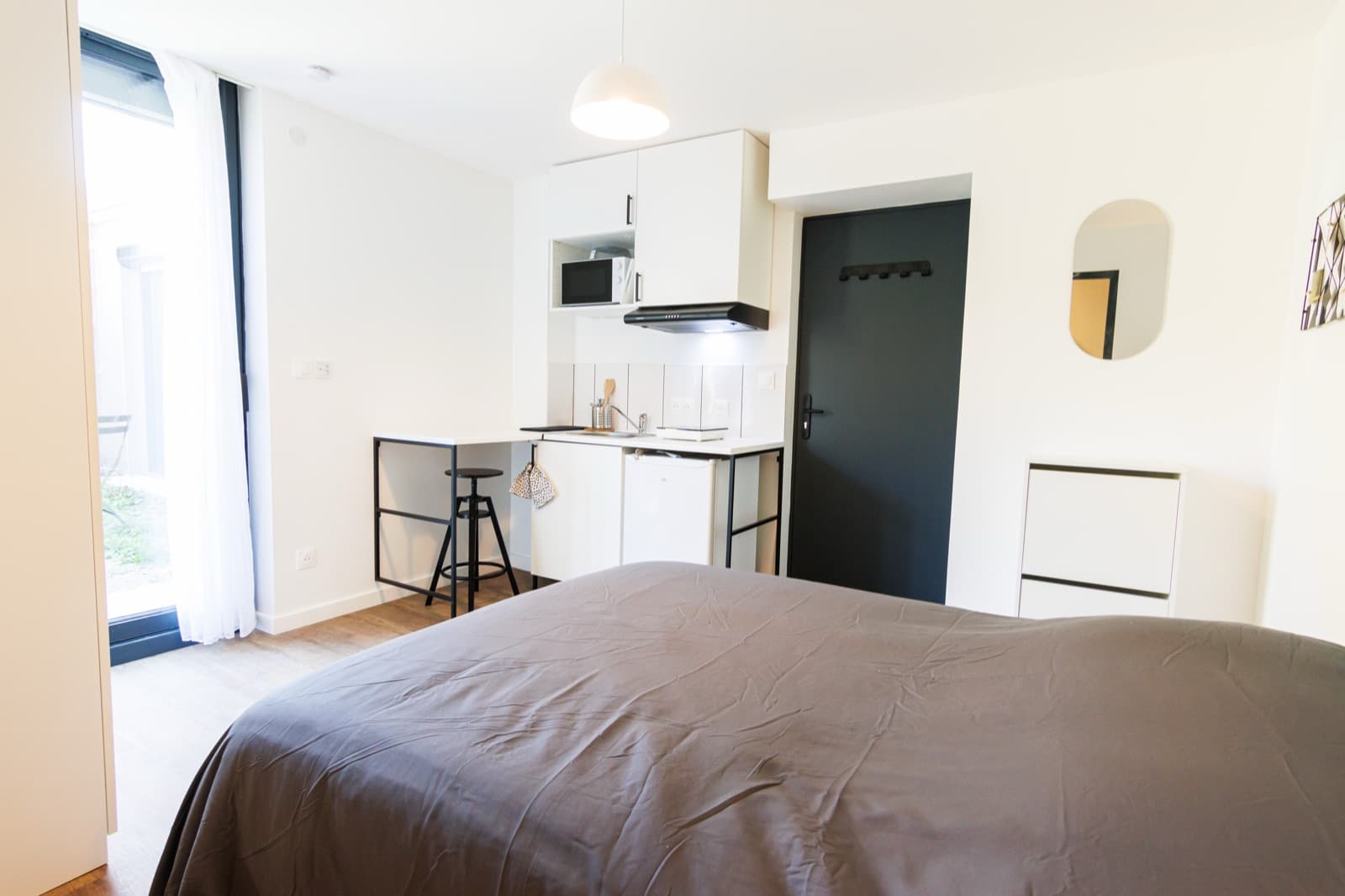 Studio — Coliving Thenard — miniature photo 5