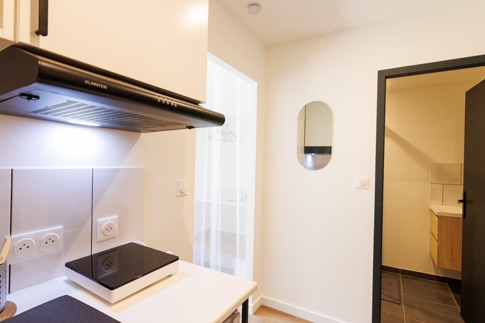 Studio — Coliving Thenard — miniature photo 2