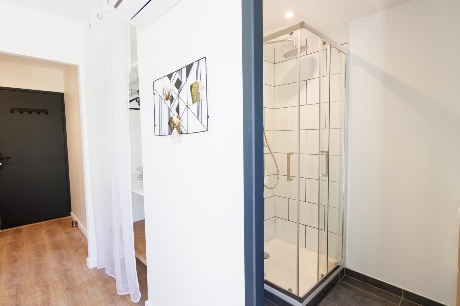 Studio — Coliving Thenard — miniature photo 3
